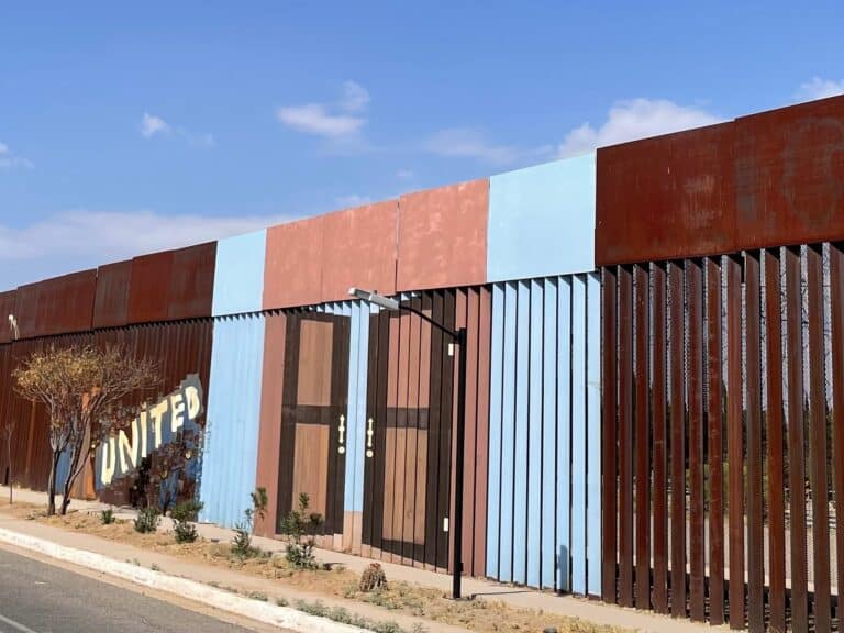 A border wall
